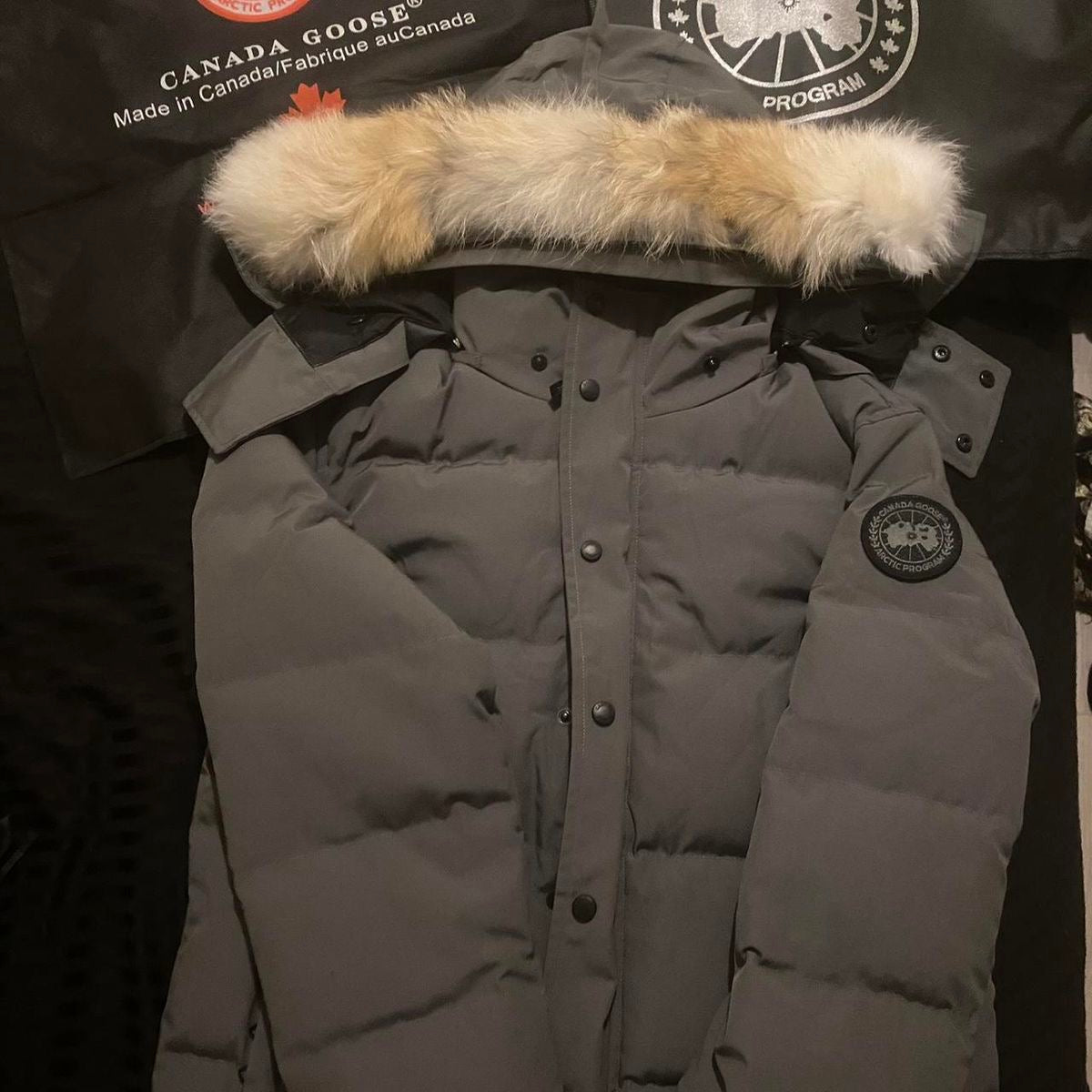 Grey Canada Goose Wyndham Parka Down Coat